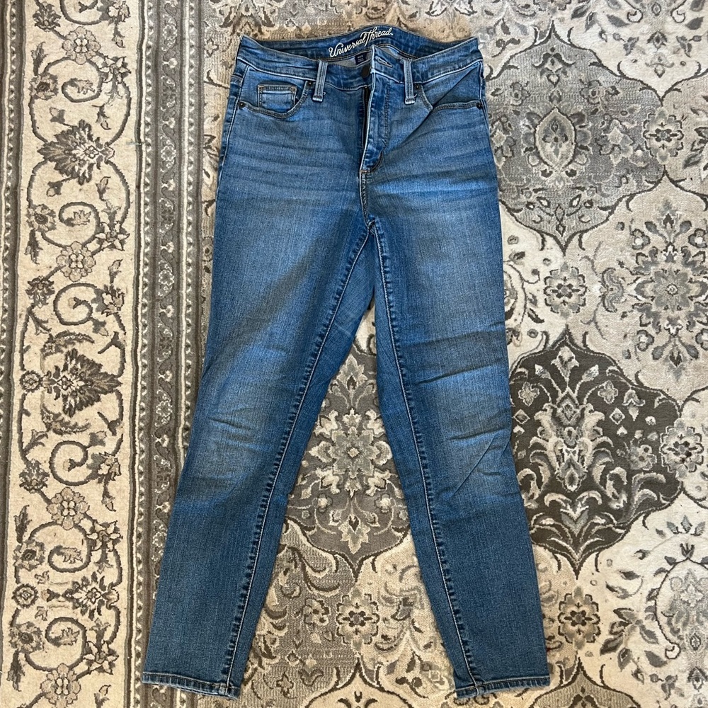 Short skinny jeans